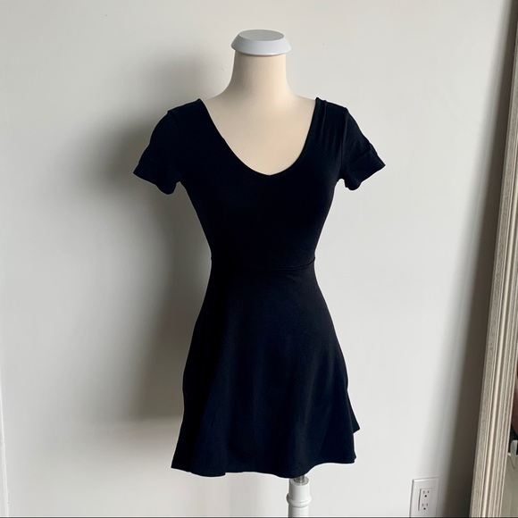 Black Sweetheart Mini - Picture 2 of 3